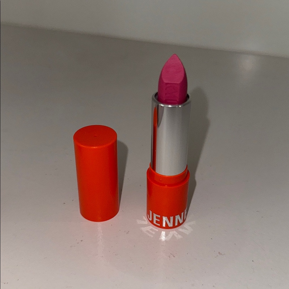 Kylie Jenner Cosmetics Glam Matte Lipstick Brand New